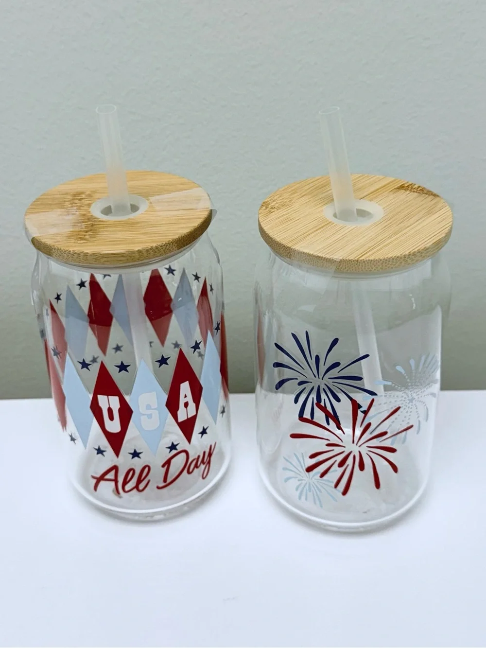 Set of 2 Patriotic Glass Tumblers with Bamboo Lid & Straws- Red White Blue